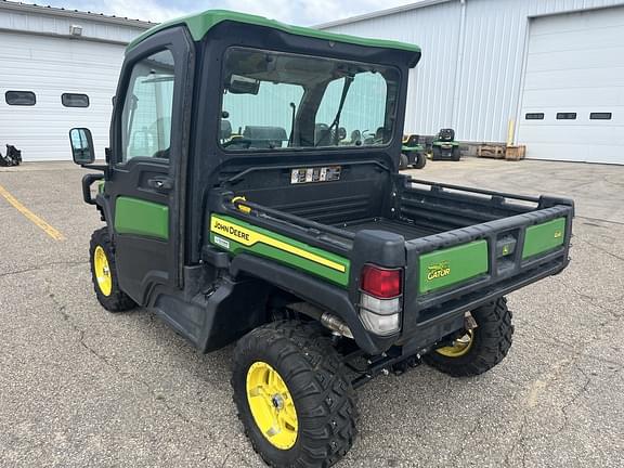 Image of John Deere XUV 835R equipment image 2