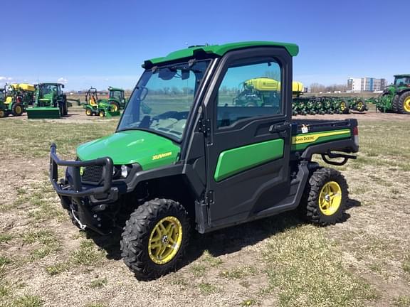 Image of John Deere XUV 835R Primary image