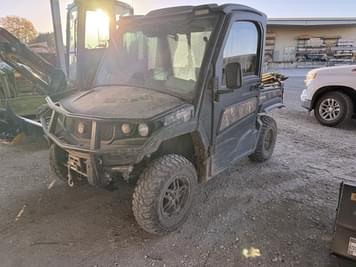 Main image John Deere XUV 835R