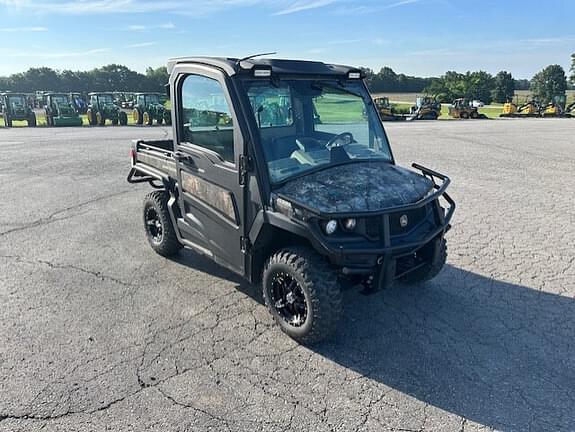 Image of John Deere XUV 835R equipment image 2
