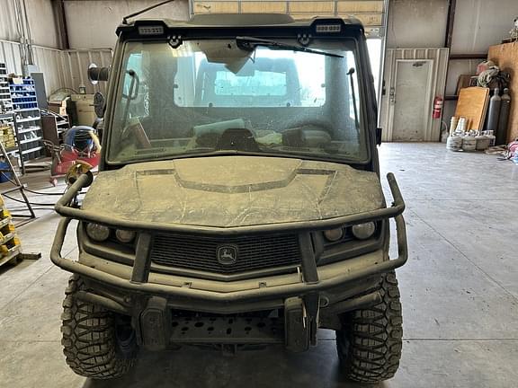 Image of John Deere XUV 835R equipment image 2