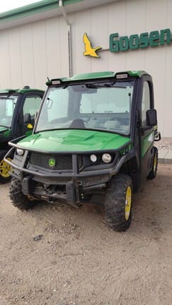 Main image John Deere XUV 835R