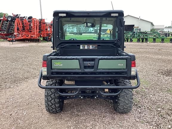 Image of John Deere XUV 835R equipment image 4