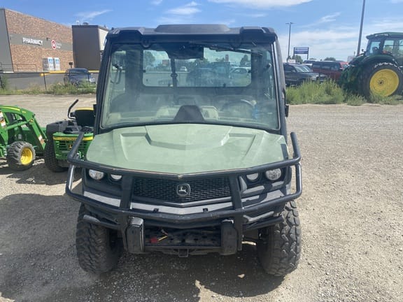 2021 John Deere XUV 835R Equipment Image0