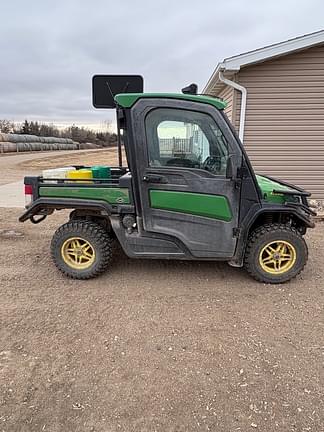 Image of John Deere XUV 835R Primary image