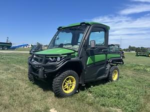 2021 John Deere XUV 835R Image
