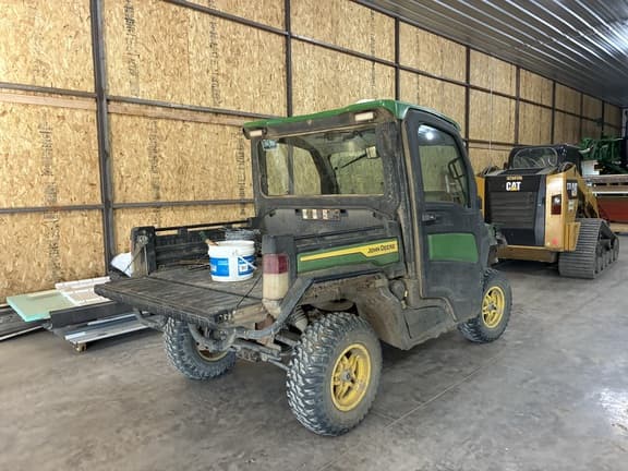 Image of John Deere XUV 835R equipment image 3
