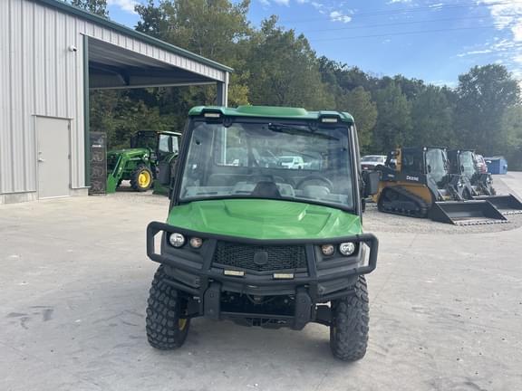 Image of John Deere XUV 835R equipment image 3