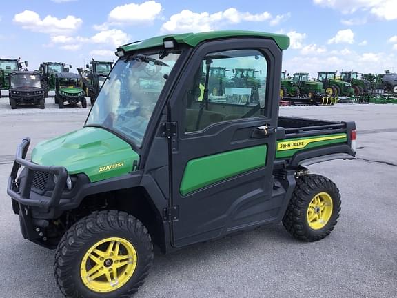 Image of John Deere XUV 835R equipment image 2