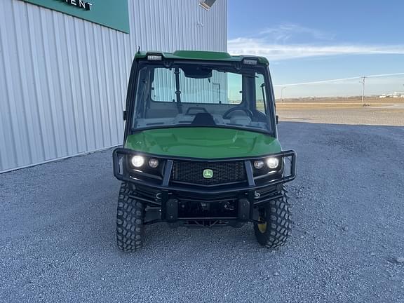 Image of John Deere XUV 835R equipment image 1