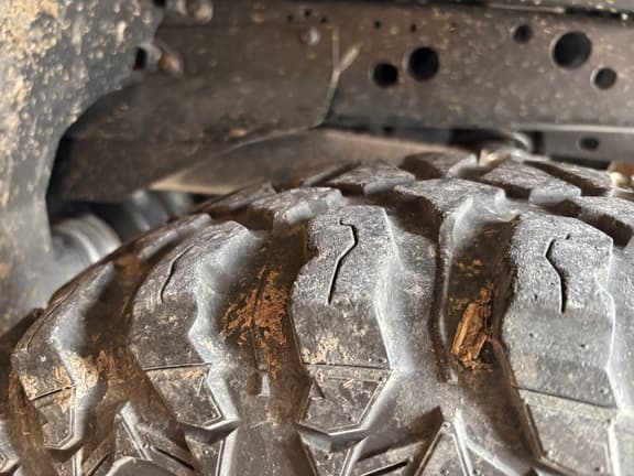 Image of John Deere XUV 835R equipment image 3