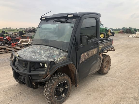 Main image John Deere XUV 835R