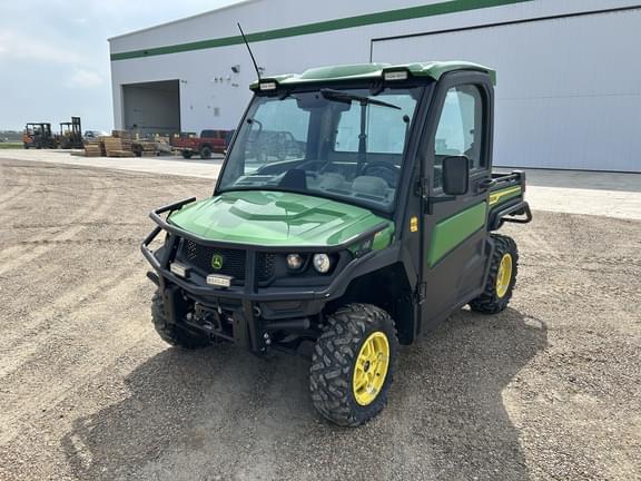 Image of John Deere XUV 835R equipment image 3