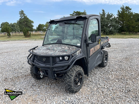 Main image John Deere XUV 835R