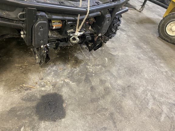 Image of John Deere XUV 835R equipment image 2