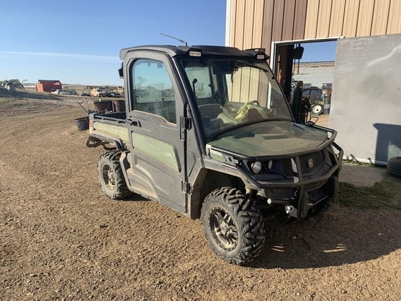 Main image John Deere XUV 835R