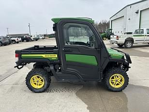 Main image John Deere XUV 835R 5