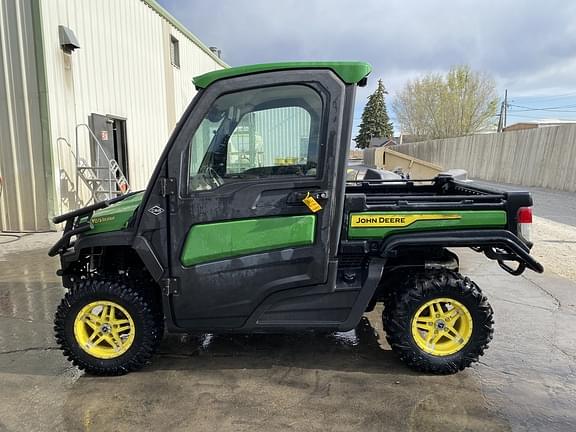 Image of John Deere XUV 835R equipment image 2