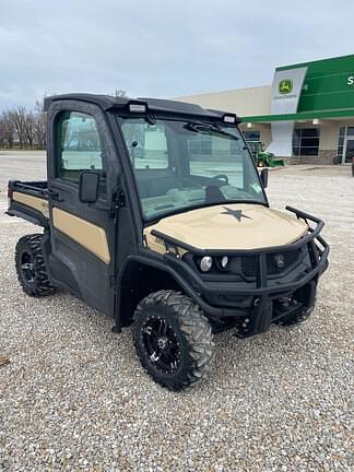 Image of John Deere XUV 835R equipment image 3