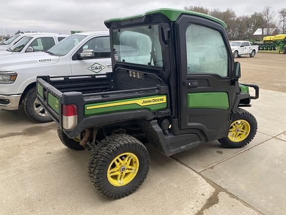 Image of John Deere XUV 835R equipment image 3