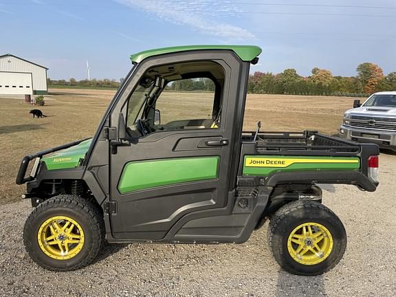 Image of John Deere XUV 835R Primary image