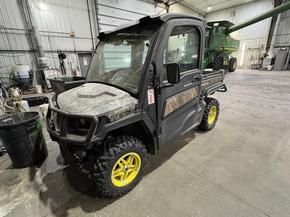 Image of John Deere XUV 835R Primary image