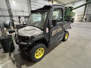 2021 John Deere XUV 835R Image