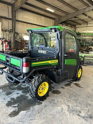 Image of John Deere XUV 835R equipment image 4