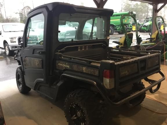 Image of John Deere XUV 835R equipment image 3