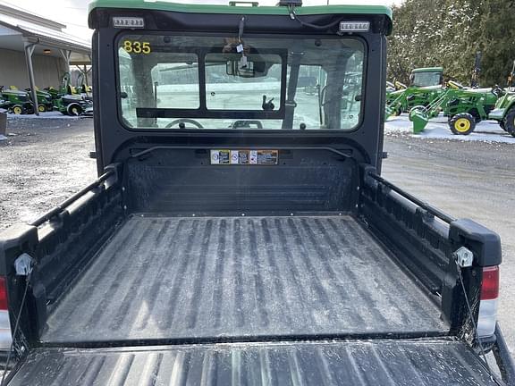 Image of John Deere XUV 835R equipment image 4