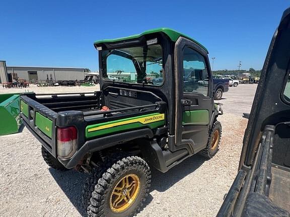 Image of John Deere XUV 835R equipment image 2