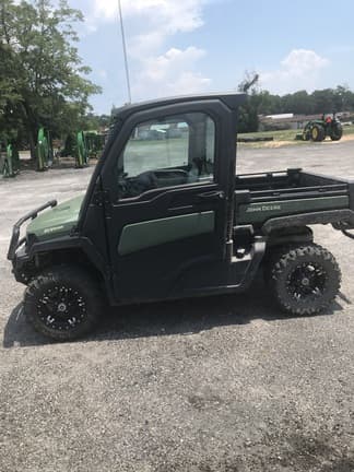 Main image John Deere XUV 835R