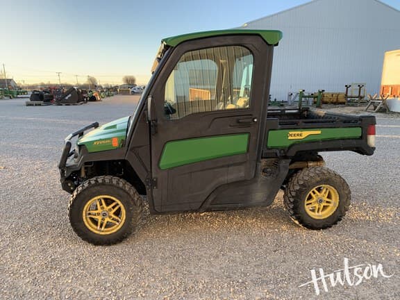 Image of John Deere XUV 835R equipment image 3