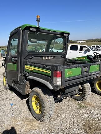 Image of John Deere XUV 835R equipment image 1