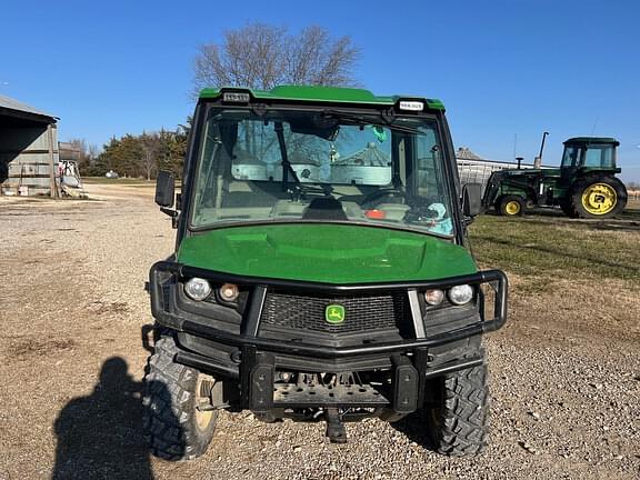 Image of John Deere XUV 835R equipment image 2