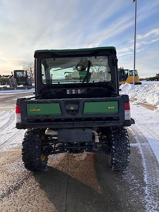 Image of John Deere XUV 835R equipment image 4