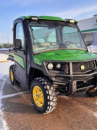 Image of John Deere XUV 835R Primary image