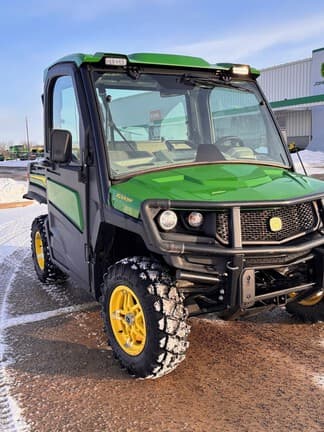 Main image John Deere XUV 835R
