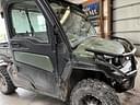 2021 John Deere XUV 835R Image