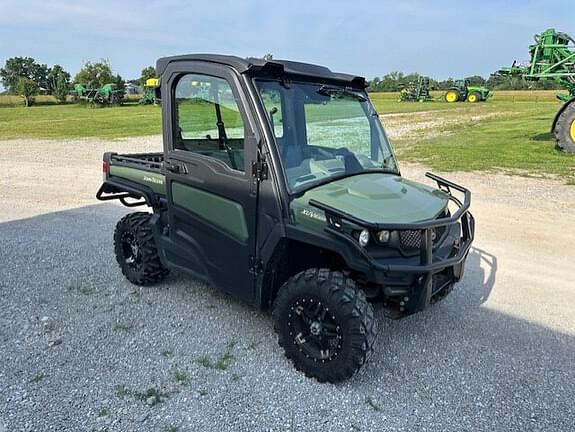 Image of John Deere XUV 835R equipment image 2