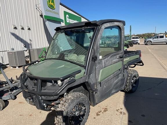 Image of John Deere XUV 835R equipment image 2