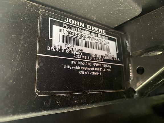 Image of John Deere XUV 835R equipment image 1