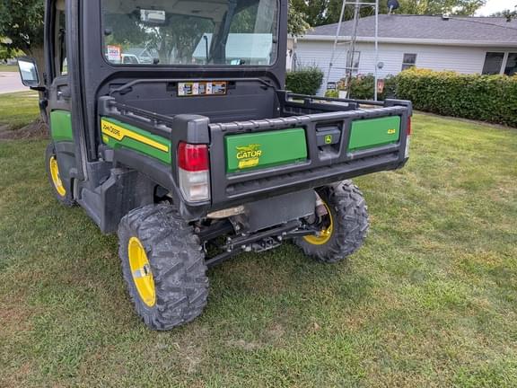 Image of John Deere XUV 835R equipment image 4
