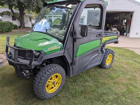 Image of John Deere XUV 835R equipment image 3