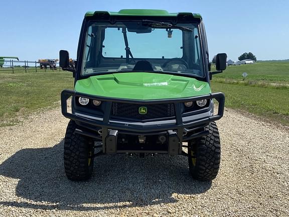 Image of John Deere XUV 835R equipment image 1