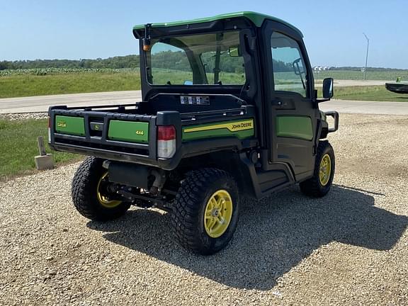 Image of John Deere XUV 835R equipment image 4