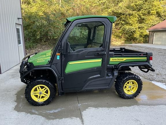 Image of John Deere XUV 835R Primary image