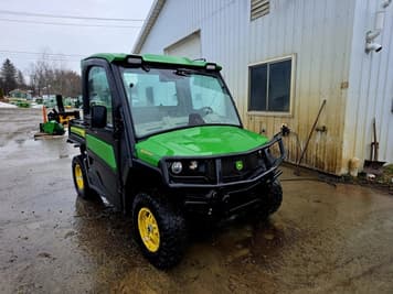 Main image John Deere XUV 835R