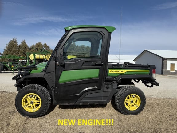 Main image John Deere XUV 835R