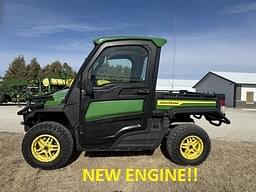 Image of John Deere XUV 835R Primary image